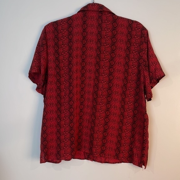 UO Snake Print Short Sleeve Button Up - Picture 12 of 14